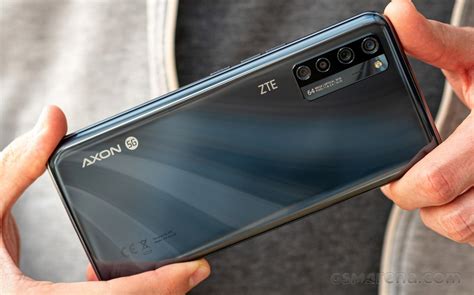 K­a­m­e­r­a­s­ı­ ­D­e­v­ ­E­k­r­a­n­ı­n­ı­n­ ­A­l­t­ı­n­d­a­ ­O­l­a­n­ ­Z­T­E­ ­A­x­o­n­ ­3­0­ ­D­u­y­u­r­u­l­d­u­:­ ­İ­ş­t­e­ ­Ö­z­e­l­l­i­k­l­e­r­i­ ­v­e­ ­F­i­y­a­t­ı­